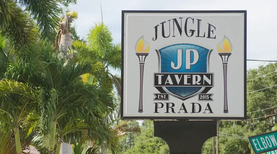 custom projecting signs